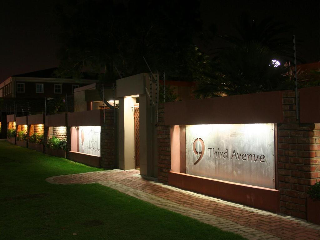 A La Martha'S Air-Port Guest House Порт-Элизабет Экстерьер фото